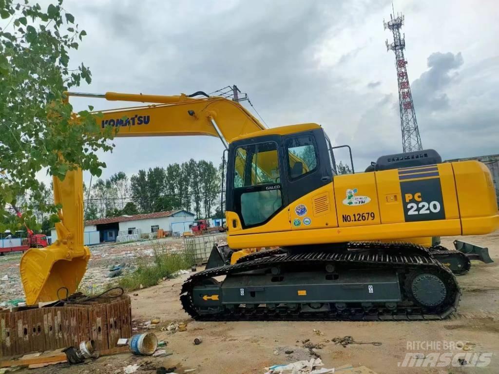 Komatsu PC 220 Vikšriniai ekskavatoriai