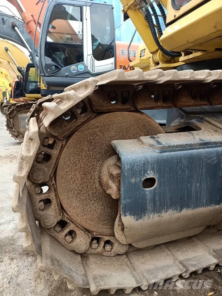 Komatsu PC400-7 Vikšriniai ekskavatoriai