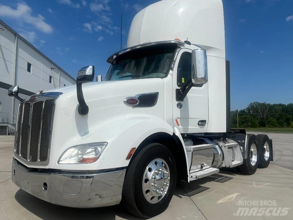 Peterbilt 579 Naudoti vilkikai