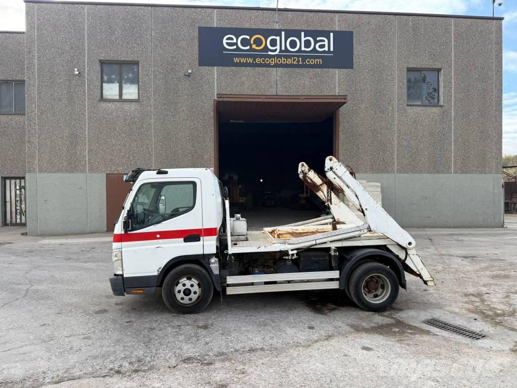 Mitsubishi FUSO Konteinerių nuožulnaus pakėlimo ant platformos krautuvai