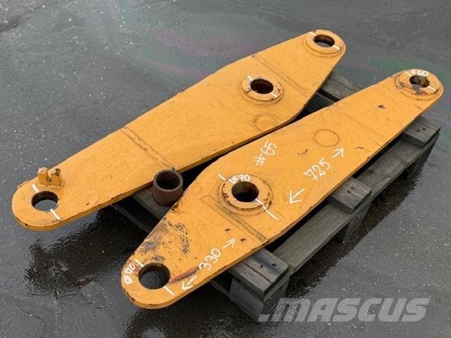 CNH BUCKET LINK Kaušai