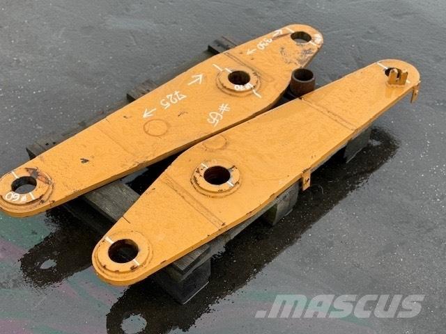 CNH BUCKET LINK Kaušai