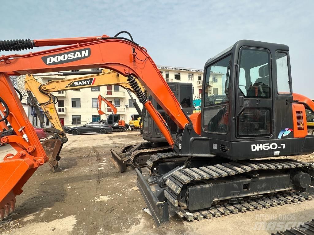 Doosan DH 60 Mini ekskavatoriai < 7 t