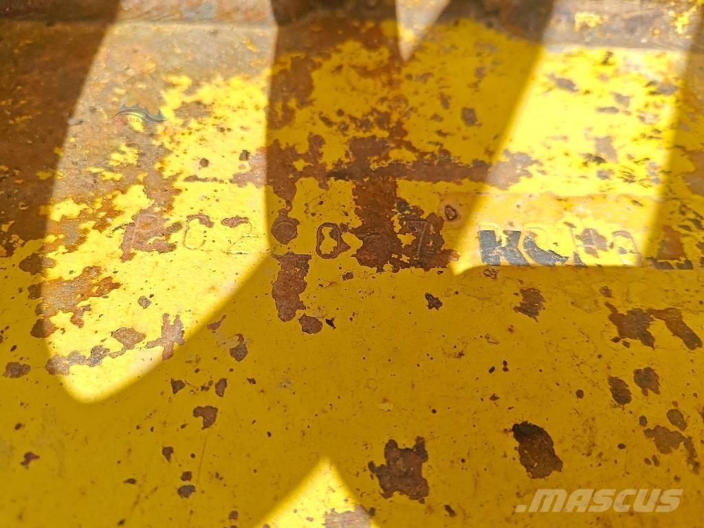 Komatsu pc240lc-7 Vikšriniai ekskavatoriai