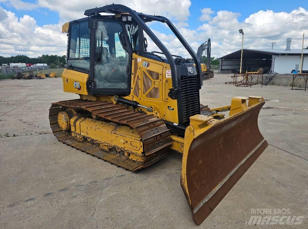 CAT D 3 LGP Crawler dozers