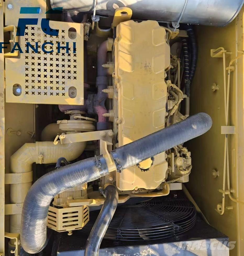 CAT 330 CL Vikšriniai ekskavatoriai