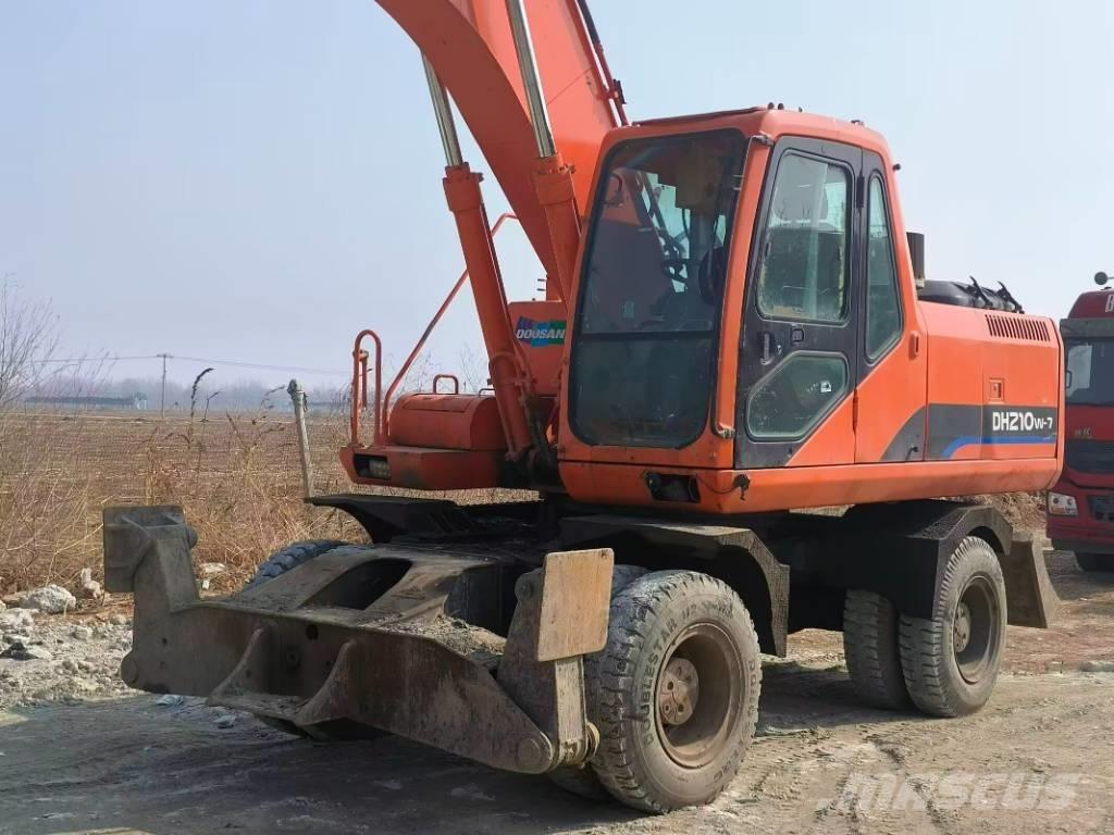 Doosan DH210W-7 Ratiniai ekskavatoriai