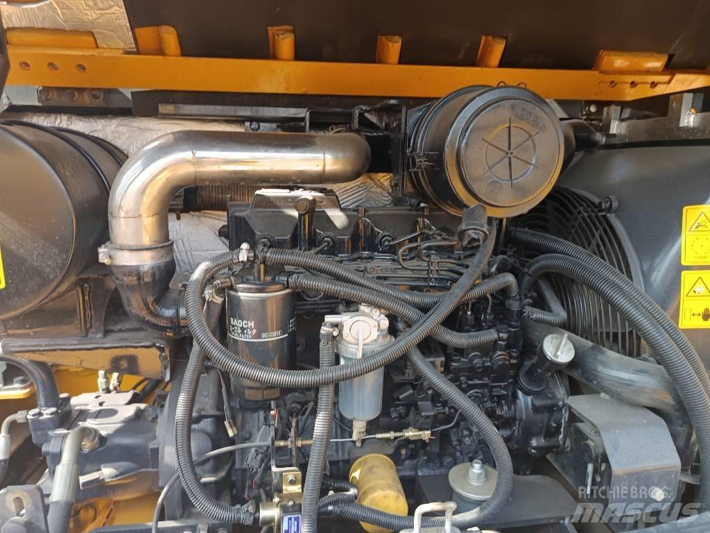 XCMG XE60DA Vikšriniai ekskavatoriai