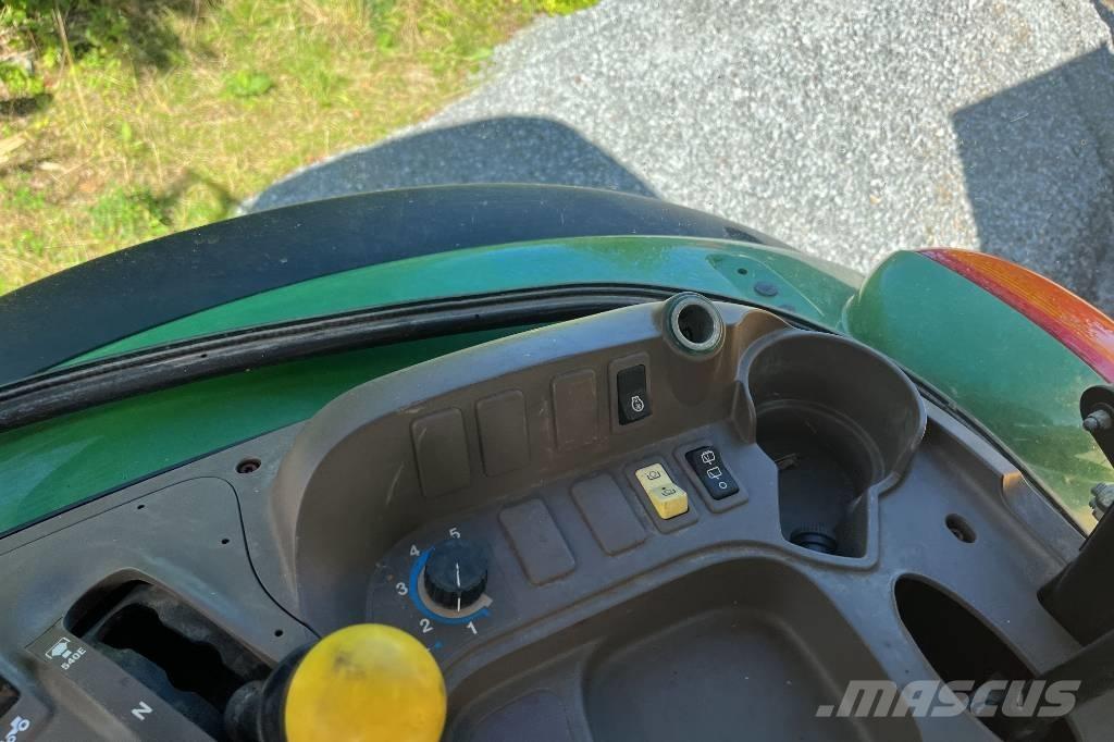 John Deere 5090 R Traktoriai
