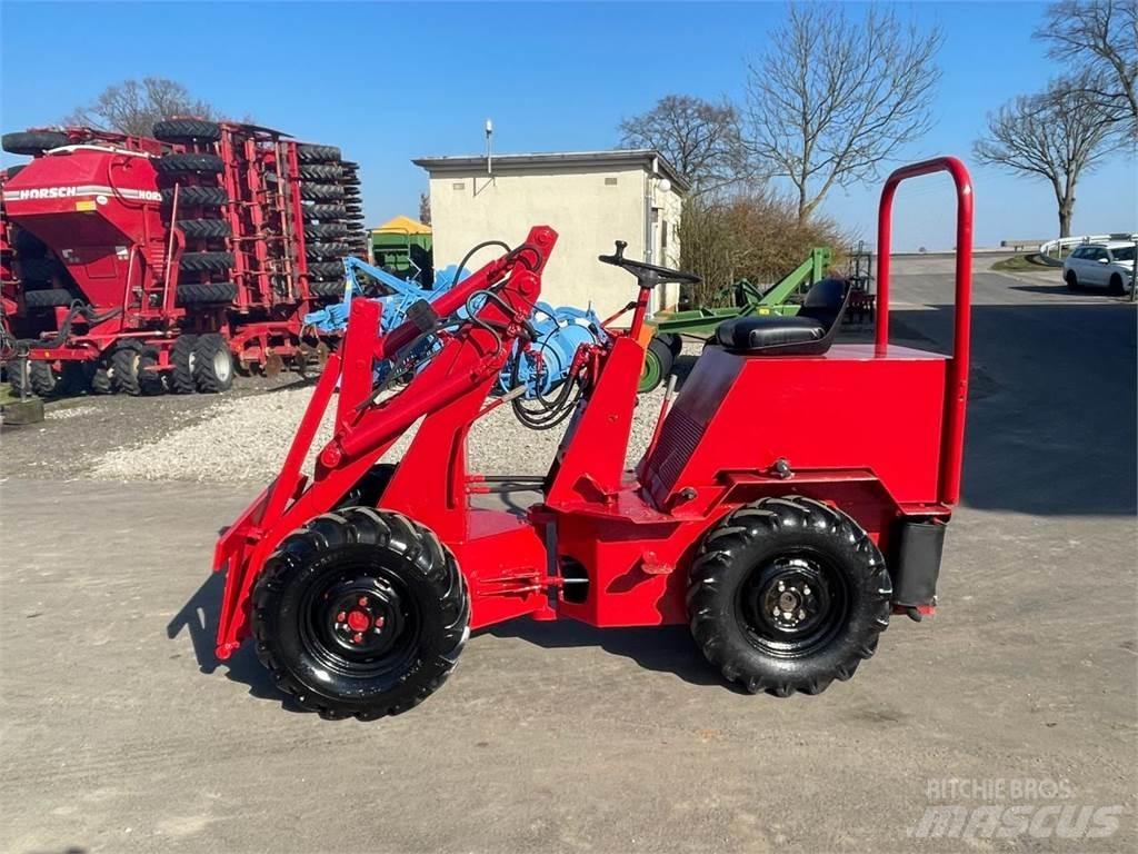 Weidemann 1302 Mini krautuvai