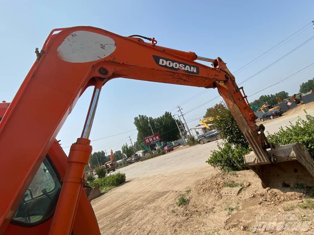 Doosan DH80 Mini ekskavatoriai < 7 t