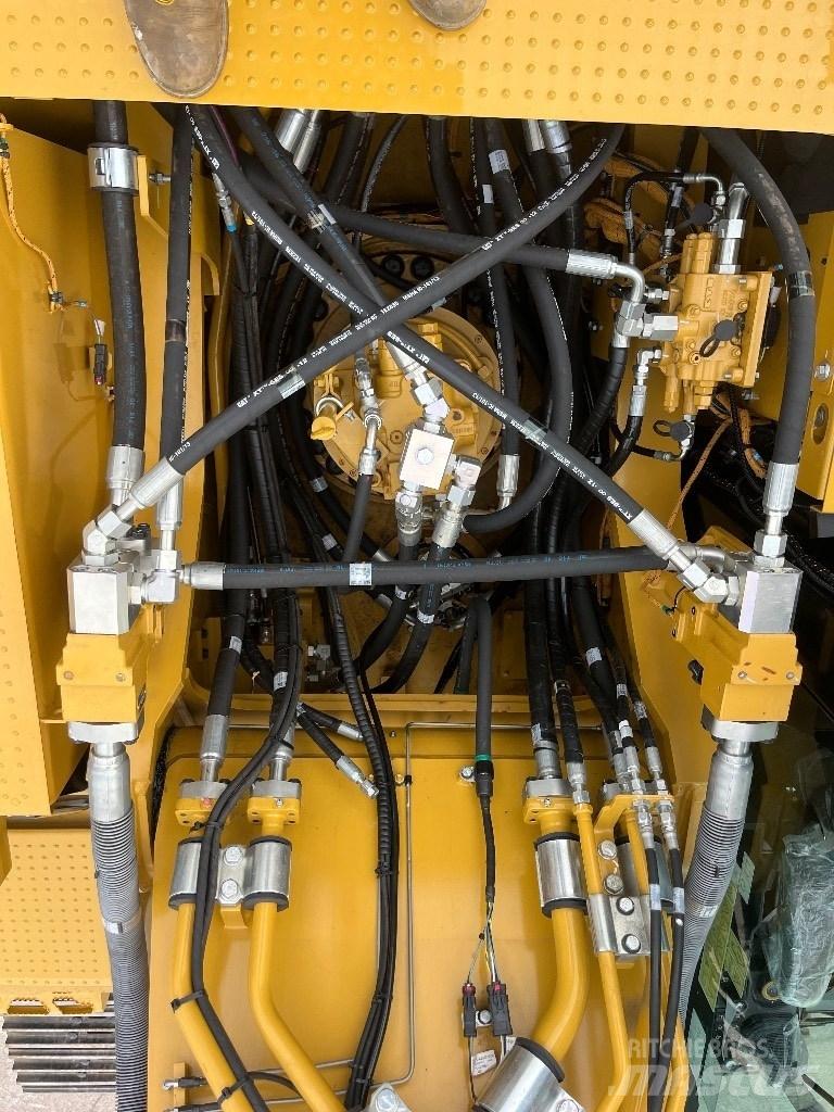 CAT 340 Vikšriniai ekskavatoriai