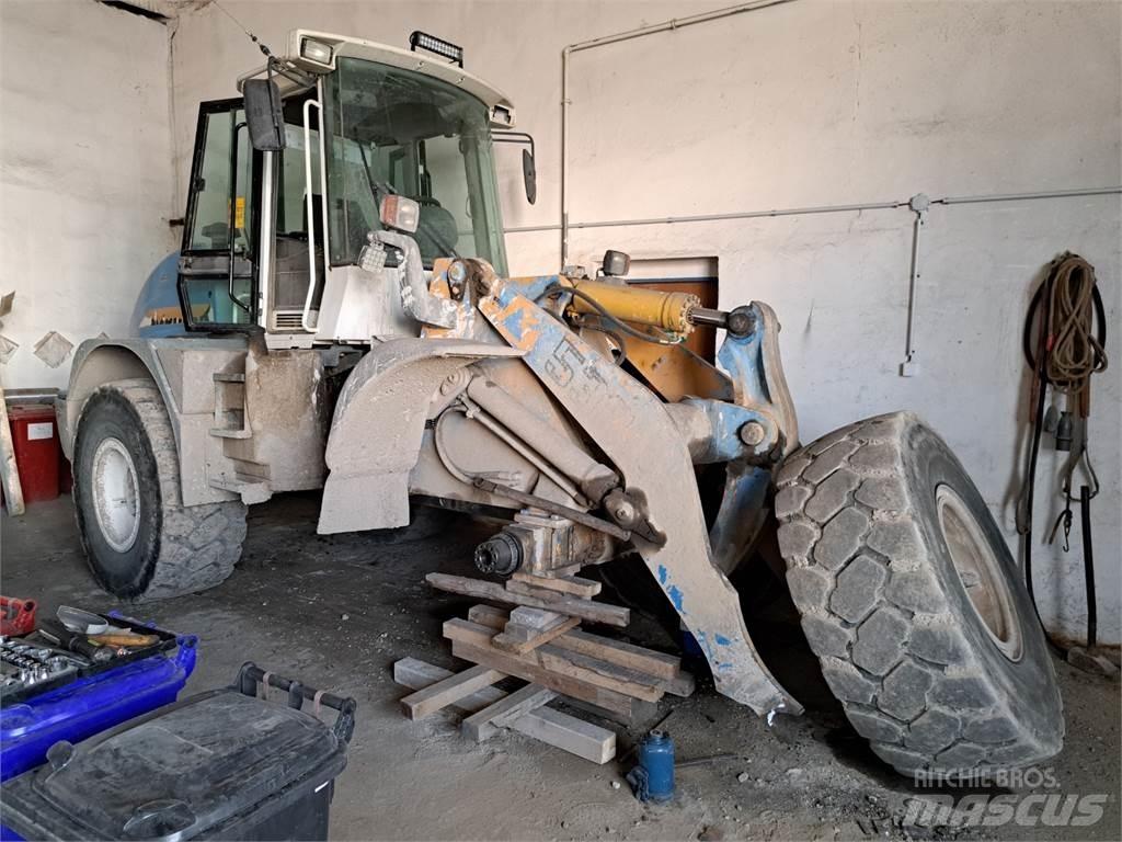 Liebherr L 538 4X4 Statyba - Kita