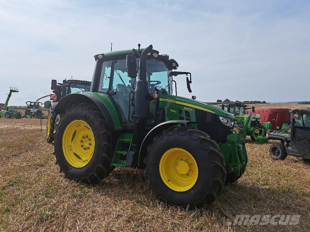 John Deere 6110M Traktoriai