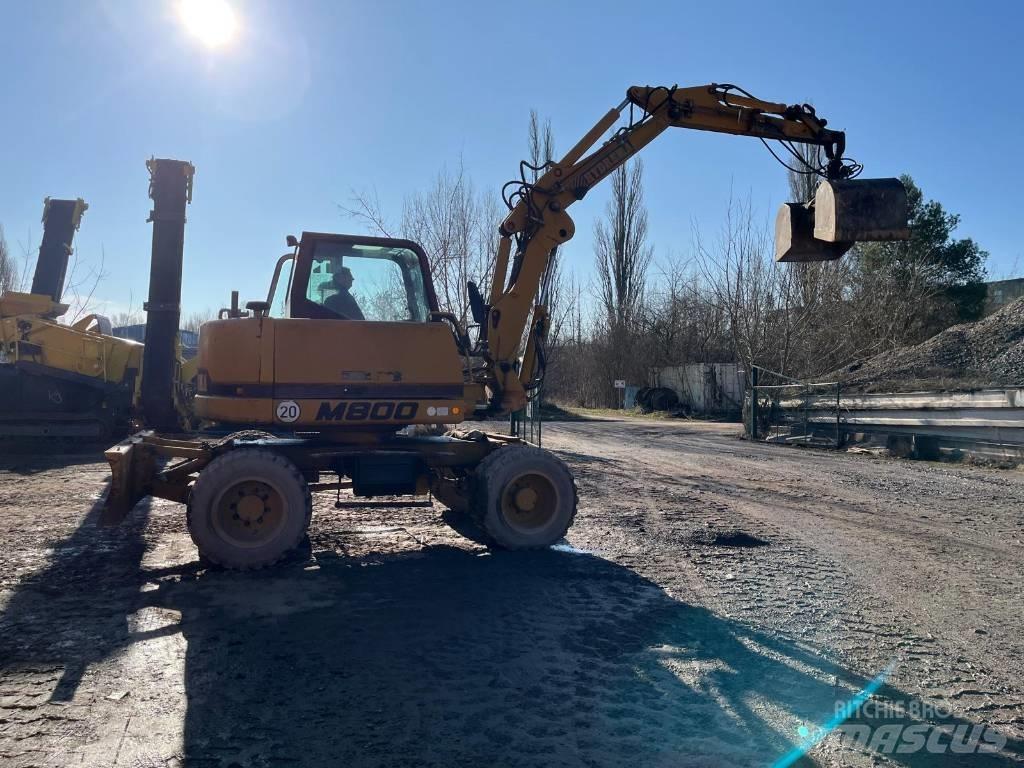 Hydrema M 800 Ratiniai ekskavatoriai