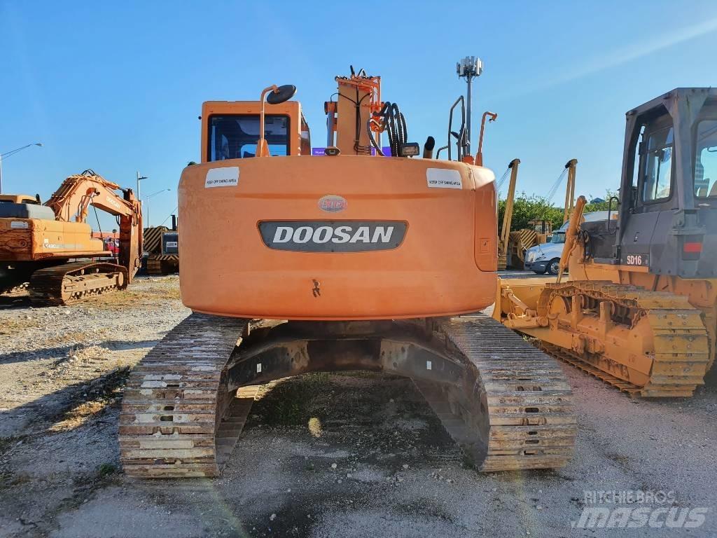 Doosan DX 235 LCR Vikšriniai ekskavatoriai