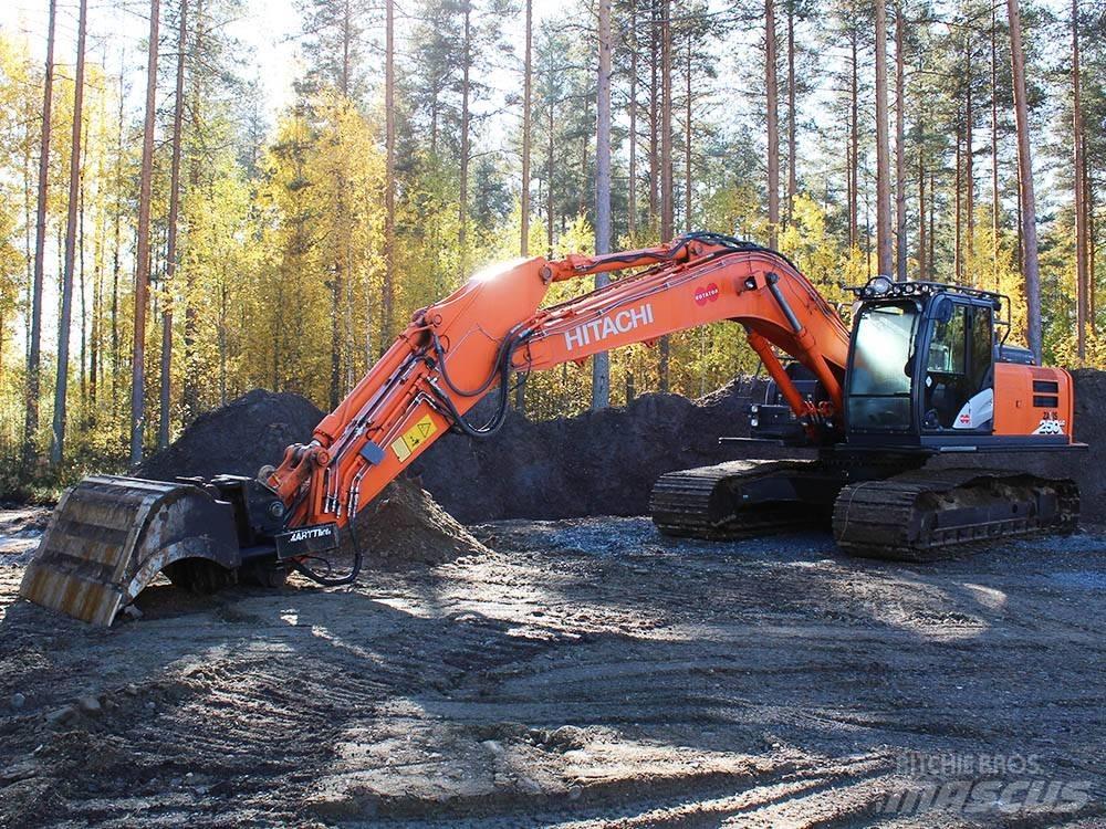 Hitachi ZX 250 LC-6 Vikšriniai ekskavatoriai