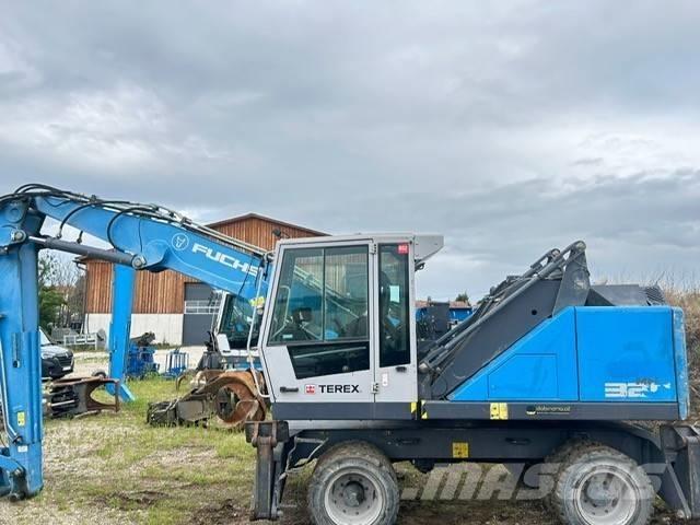 Fuchs MHL 320 Atliekų / pramoniniai krautuvai