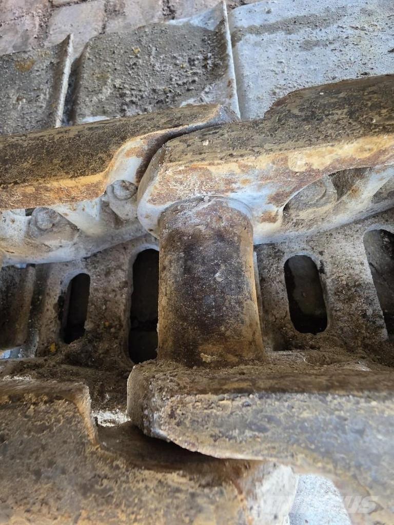 Komatsu PC210LC-8 Vikšriniai ekskavatoriai