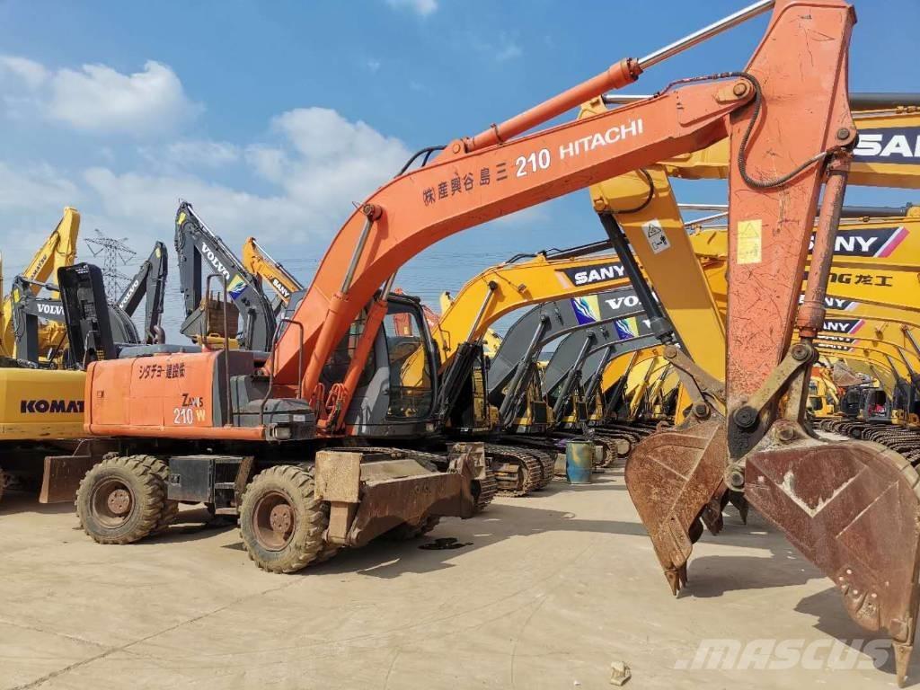 Hitachi ZX 210 W Ratiniai ekskavatoriai