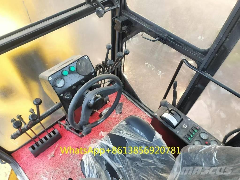 Komatsu GD 655 Greideriai