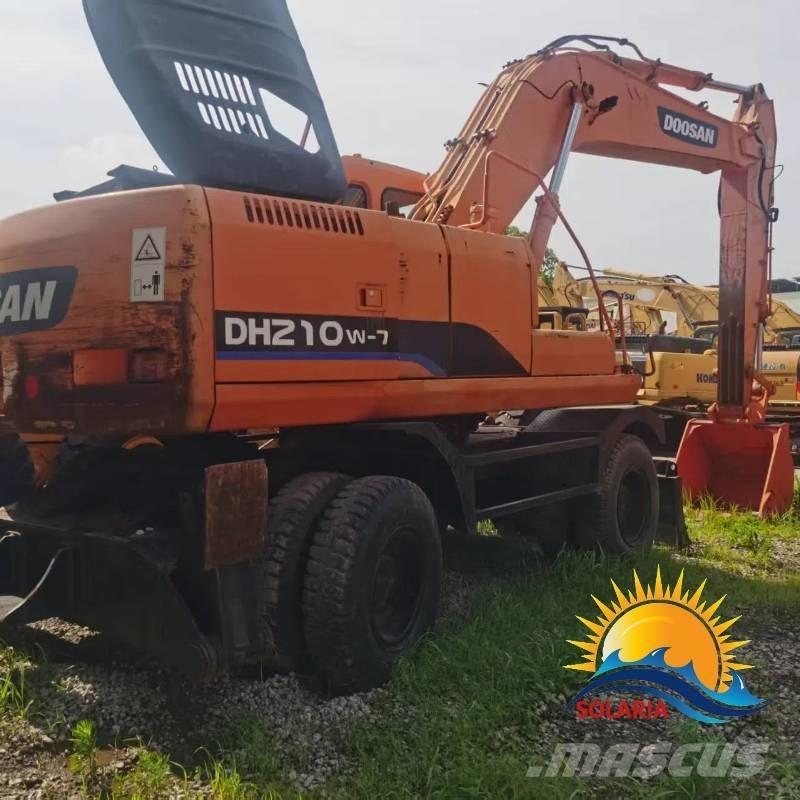 Doosan DH 210 W-7 Ratiniai ekskavatoriai