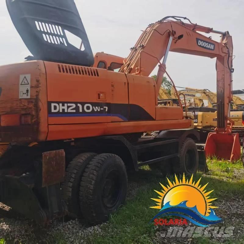 Doosan DH 210 W-7 Ratiniai ekskavatoriai