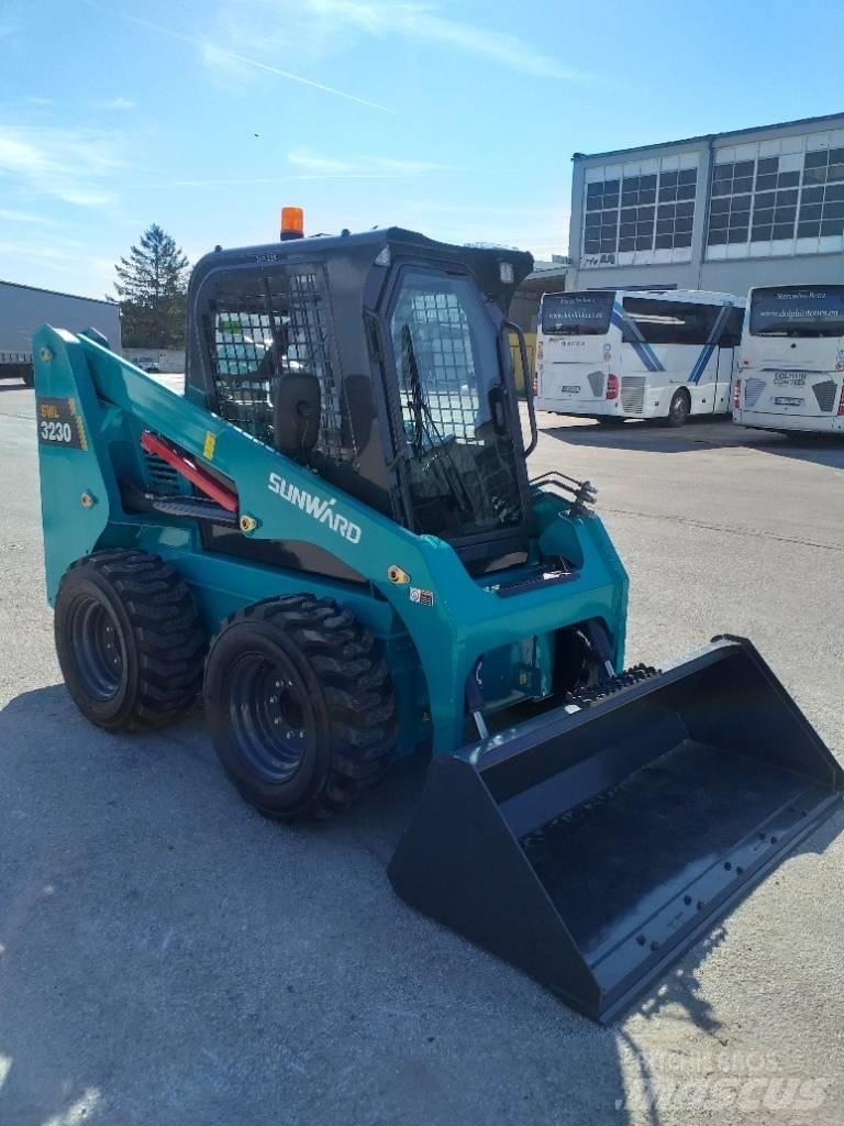 Sunward SWL3230 Krautuvai su šoniniu pasukimu