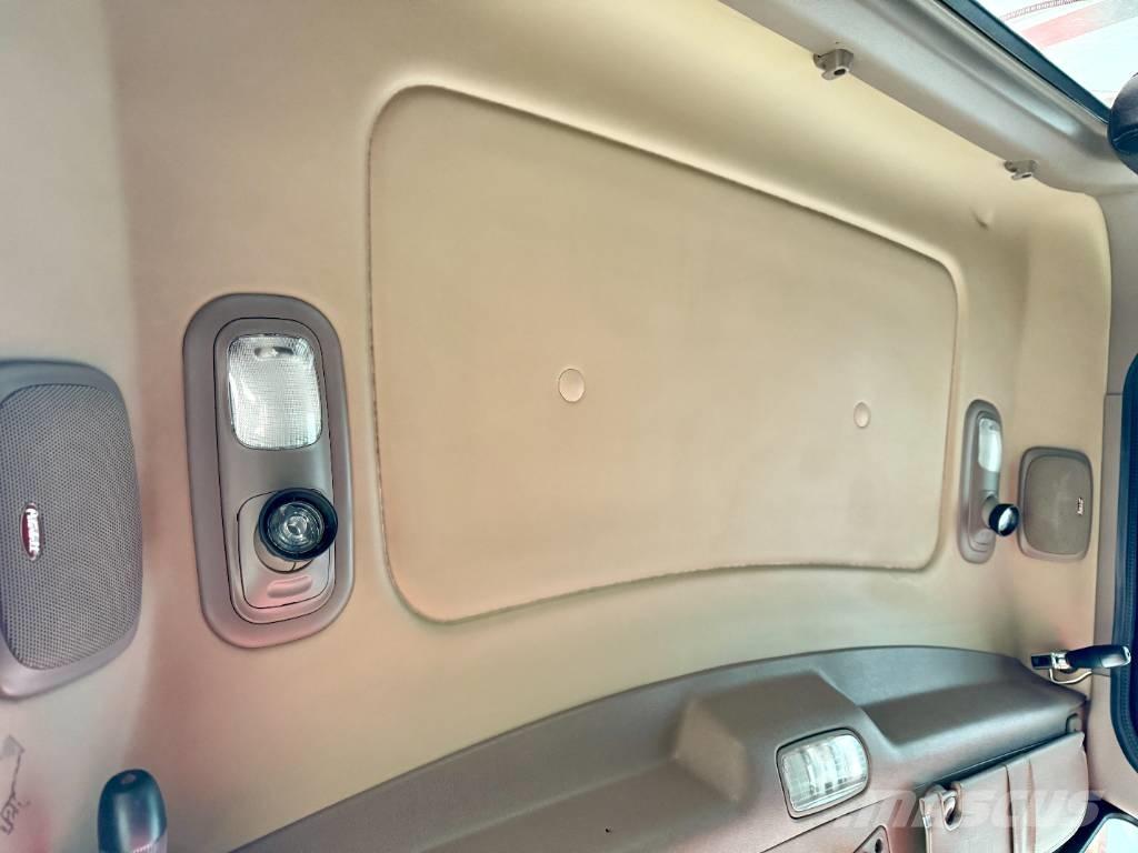 Peterbilt 379 Naudoti vilkikai