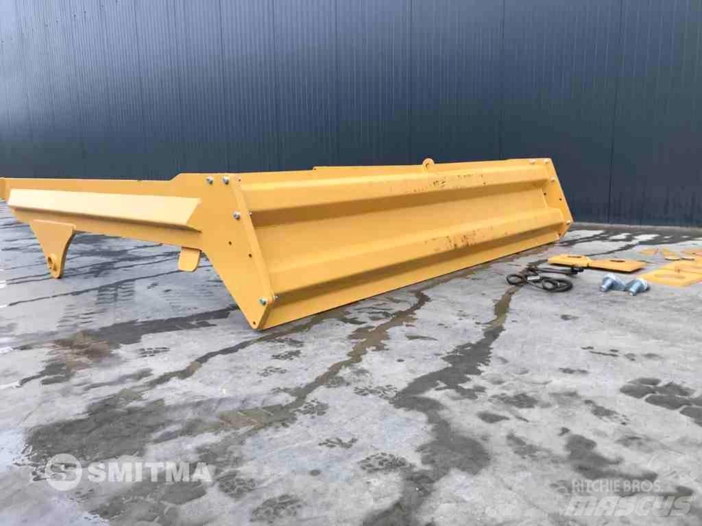 Volvo A35D Galiniai žibintai