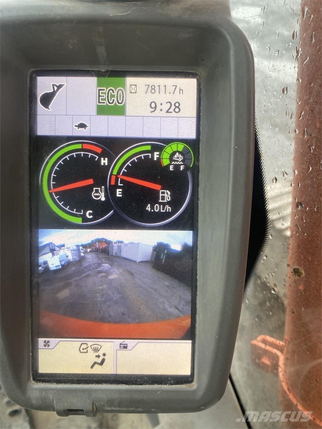 Hitachi 130-6 Vikšriniai ekskavatoriai