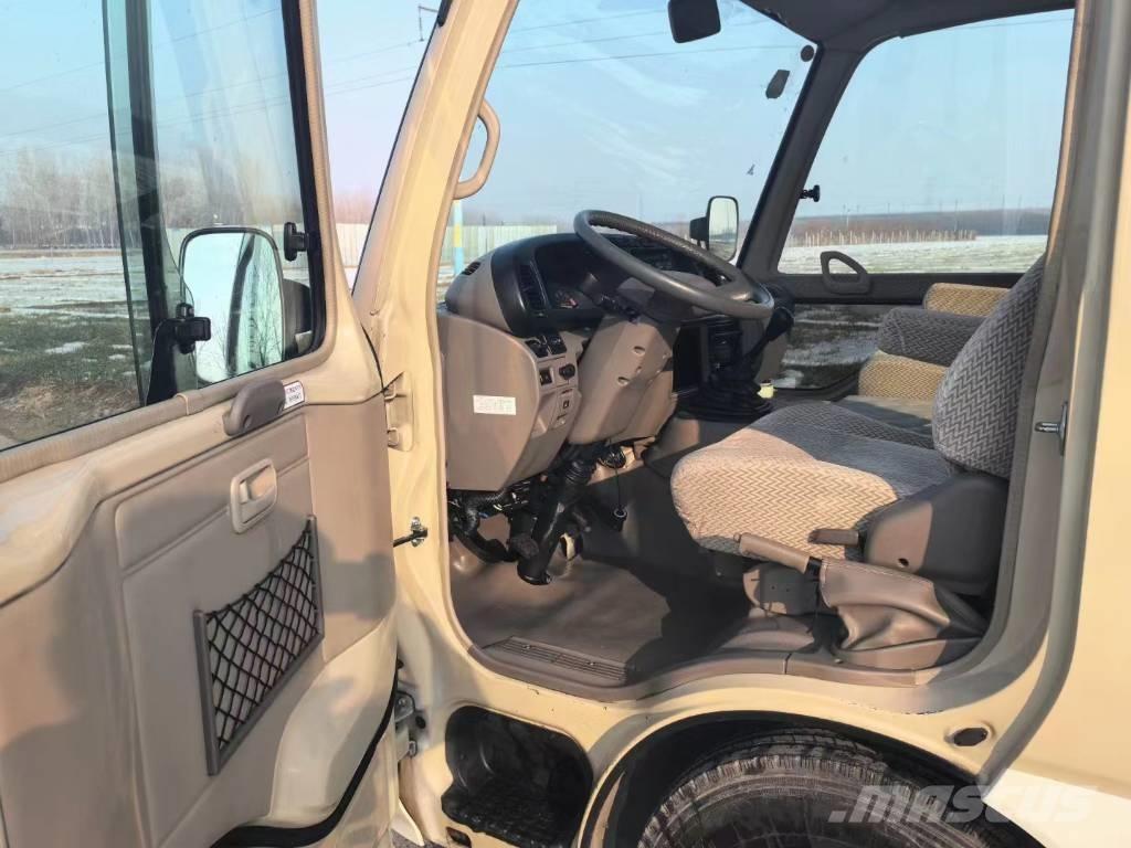 Toyota Coaster Bus Mikroautobusai