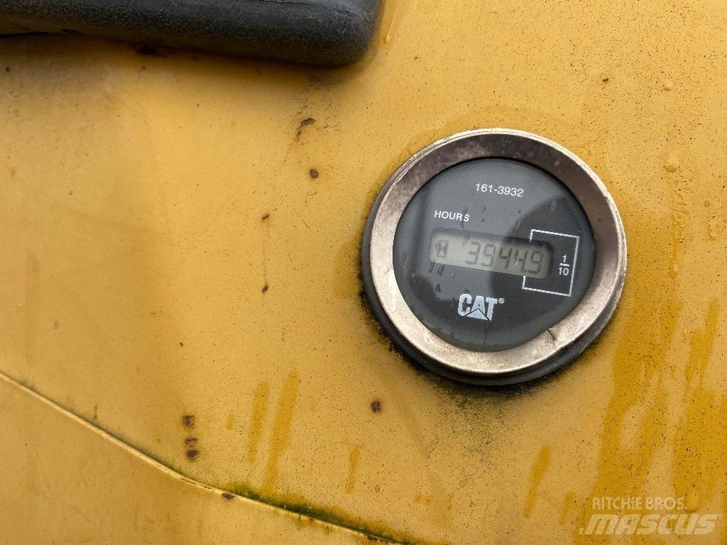 CAT D5G XL Vikšriniai buldozeriai