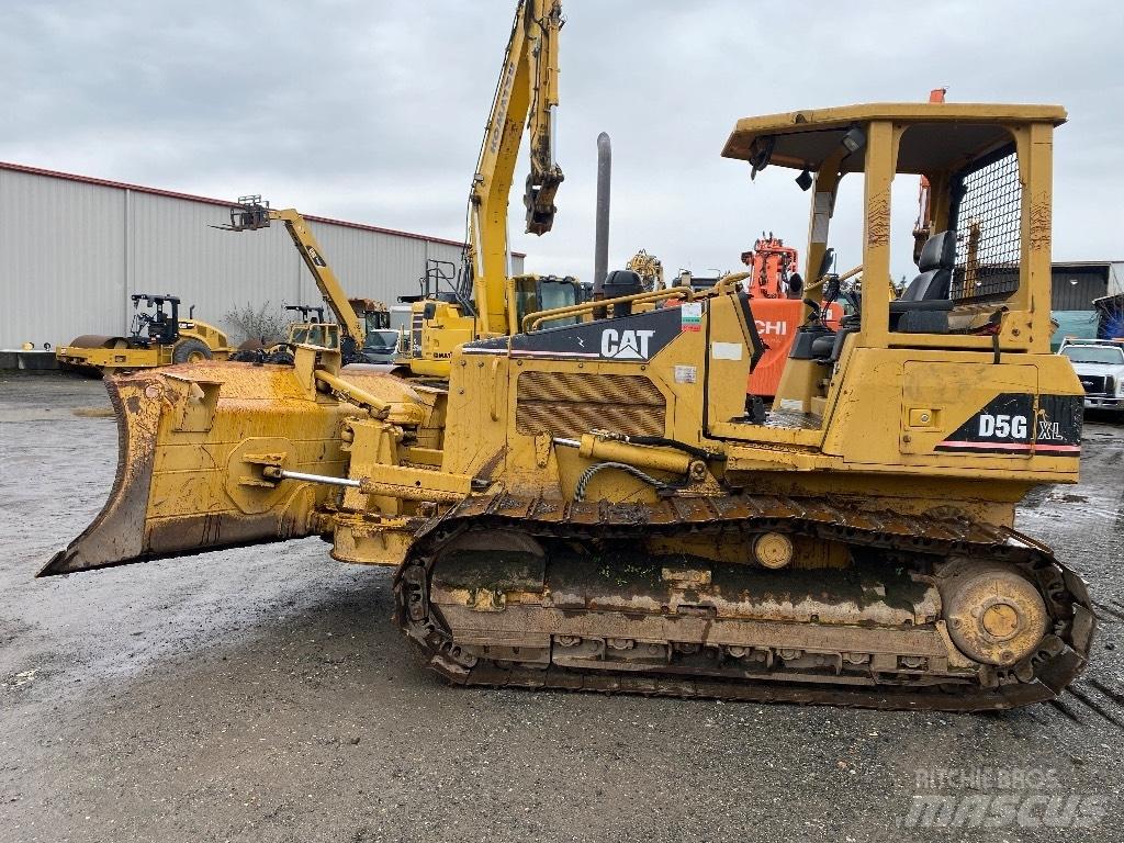 CAT D5G XL Vikšriniai buldozeriai