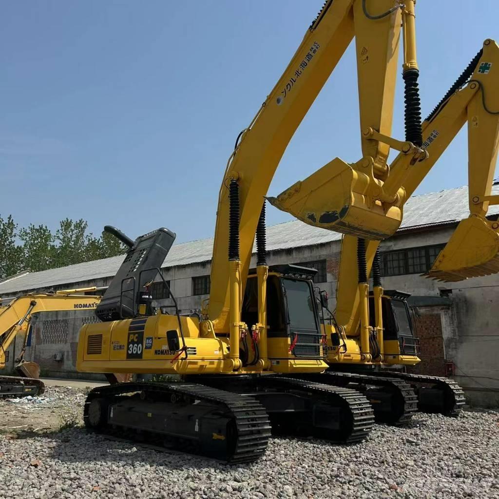 Komatsu 360 Vikšriniai ekskavatoriai