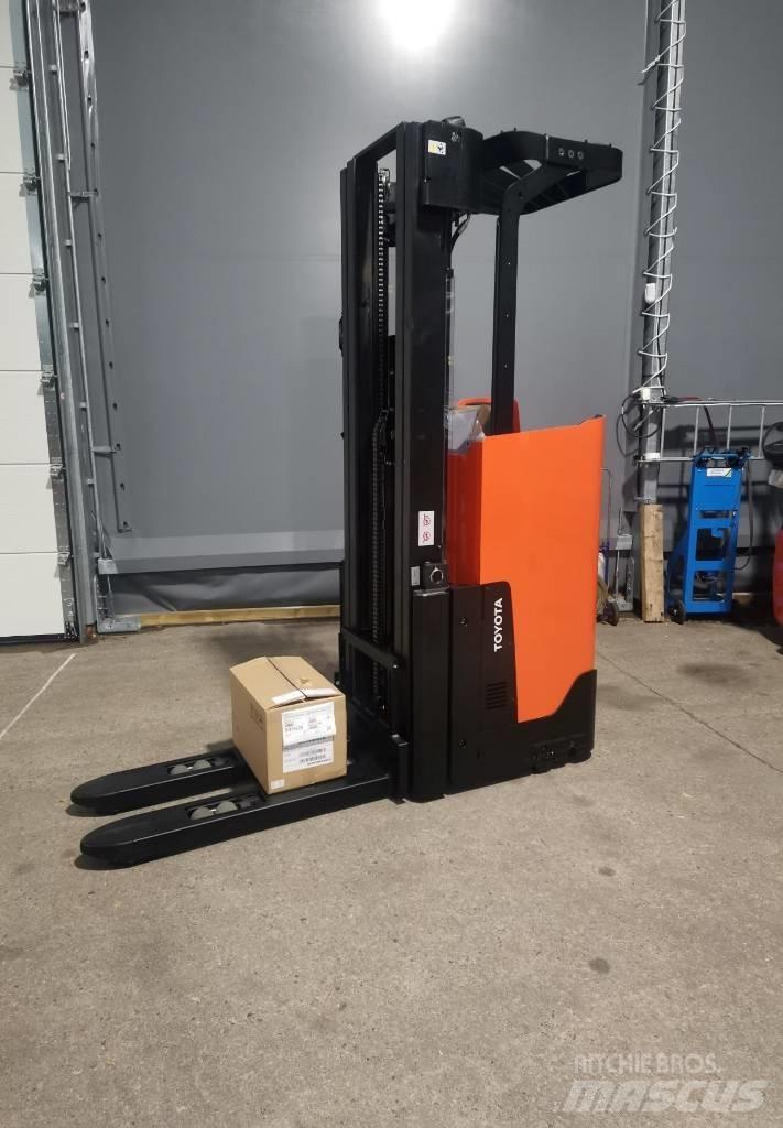 Toyota SSI160LN Savaeigiai rietuvai