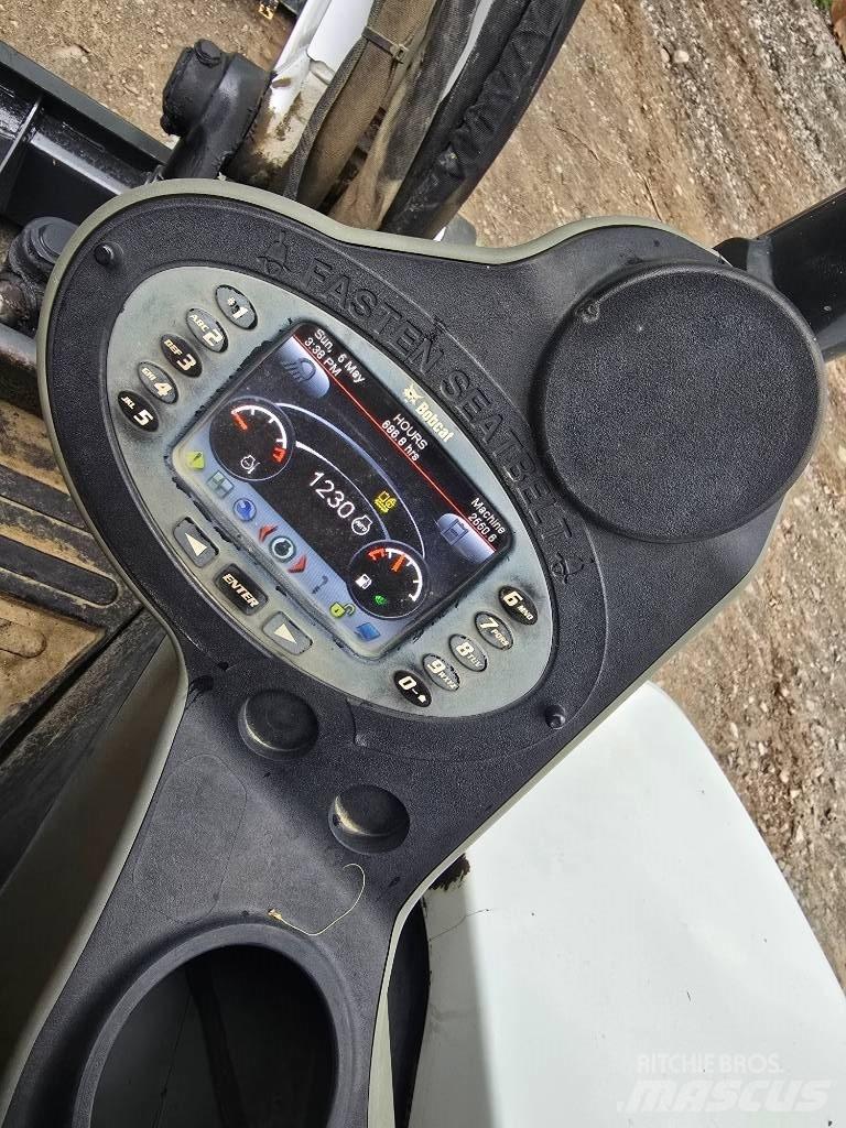Bobcat E 50 Mini ekskavatoriai < 7 t