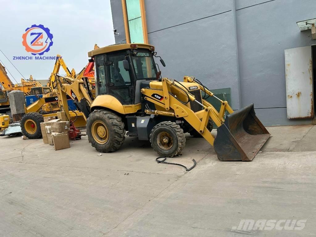 CAT 420 F Ekskavatoriniai krautuvai