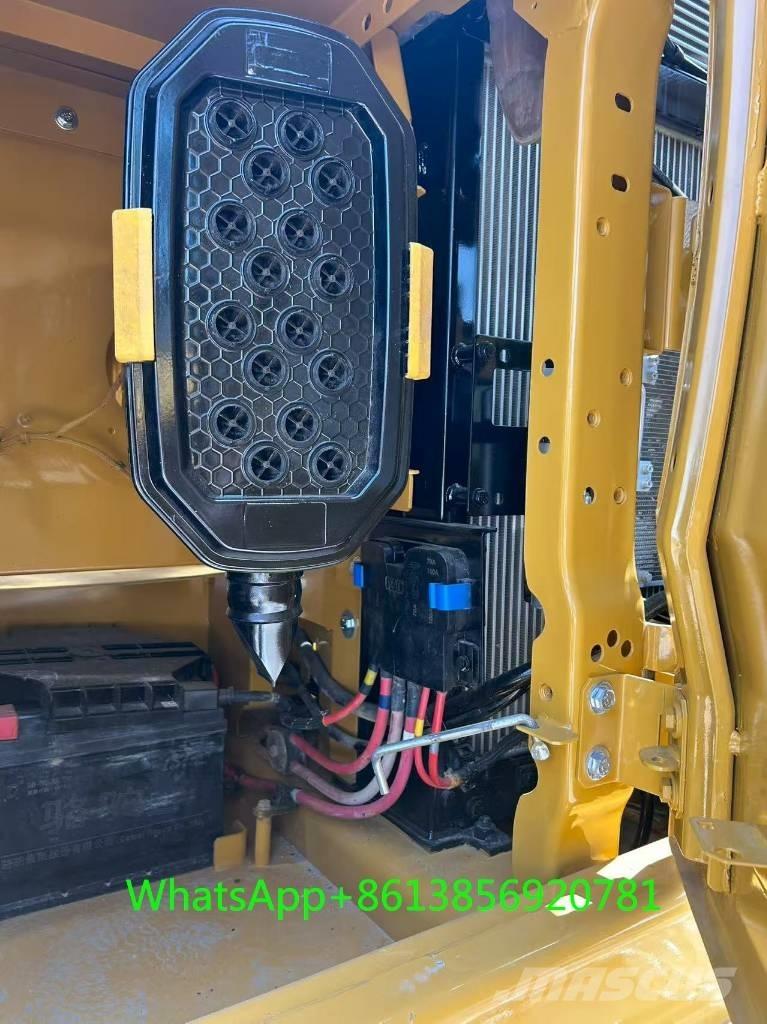CAT 320 Vikšriniai ekskavatoriai