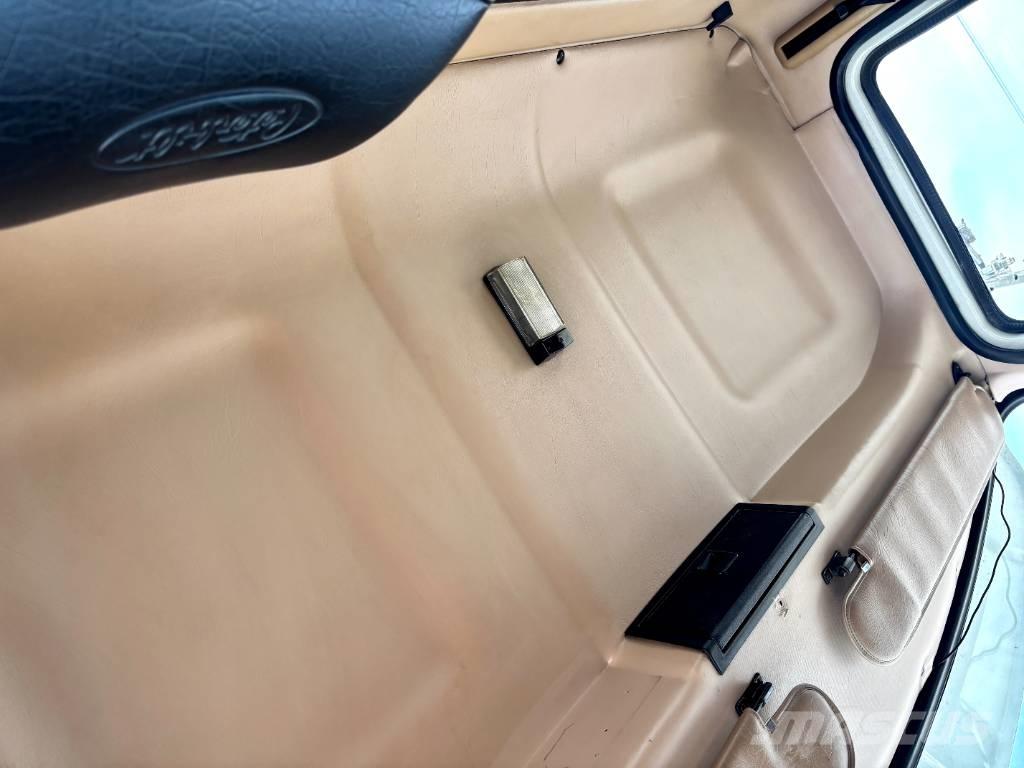 Mack Granite Savivarčiai su kabeliniu keltuvu