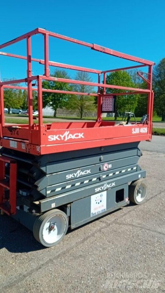 SkyJack SJ4626 Žirkliniai keltuvai