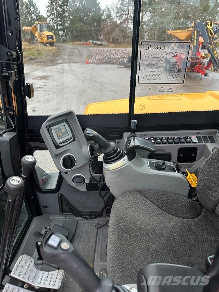 JCB 86 C-1 eco Vikšriniai ekskavatoriai