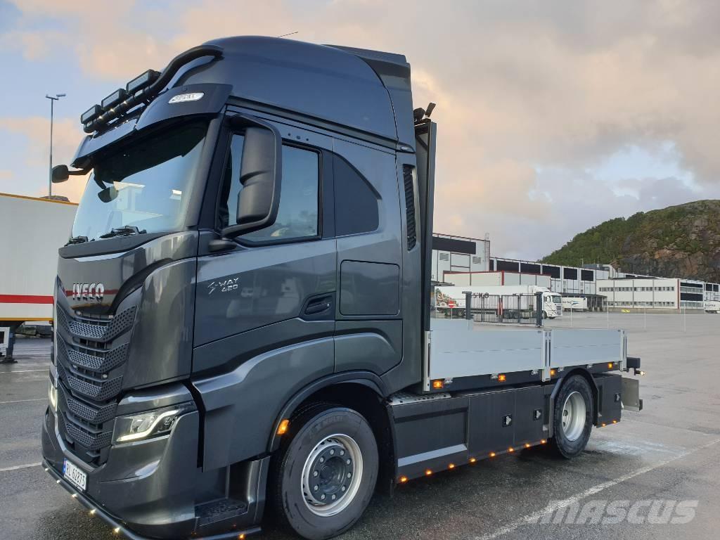 Iveco S-WAY 420 Kita