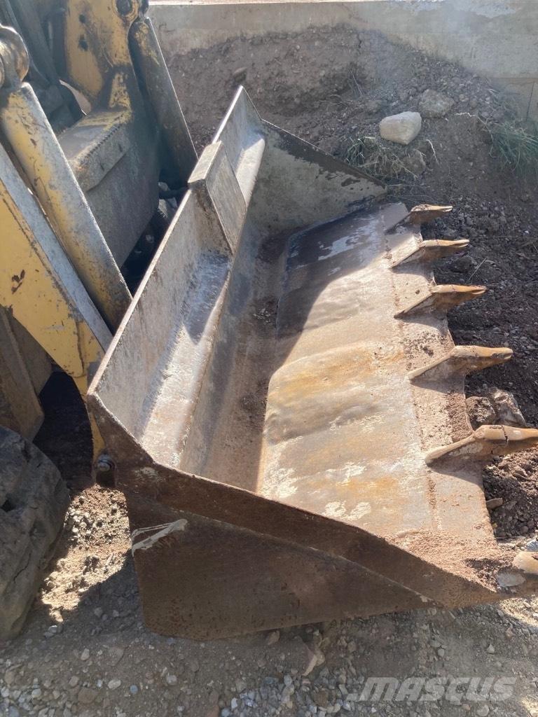 Komatsu CK 30-1 Mini krautuvai
