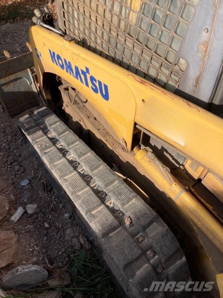 Komatsu CK 30-1 Mini krautuvai