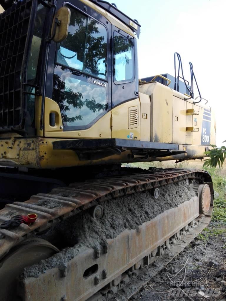 Komatsu PC800-8 Vikšriniai ekskavatoriai