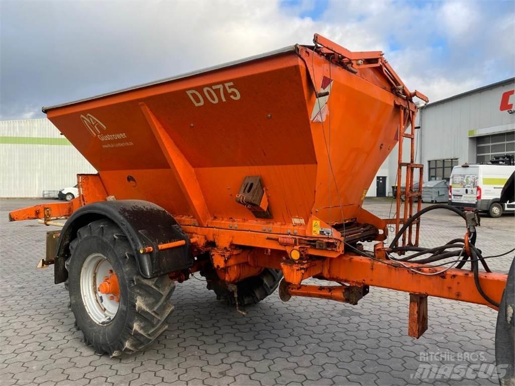  GÜSTROWER D075 Mineralinių trąšų barstytuvai
