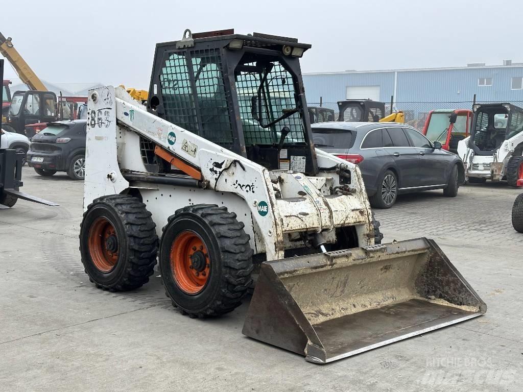 Bobcat 863 H Krautuvai su šoniniu pasukimu