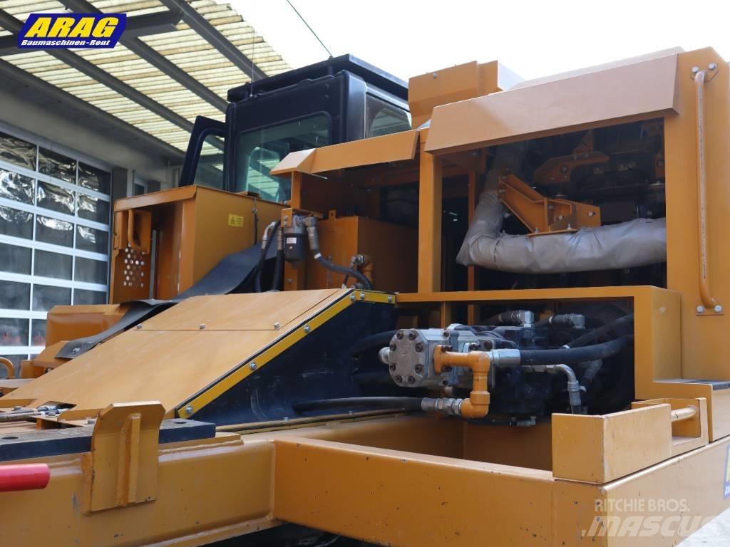 Morooka MST 2200 VDR Vikšrinė savivartė technika