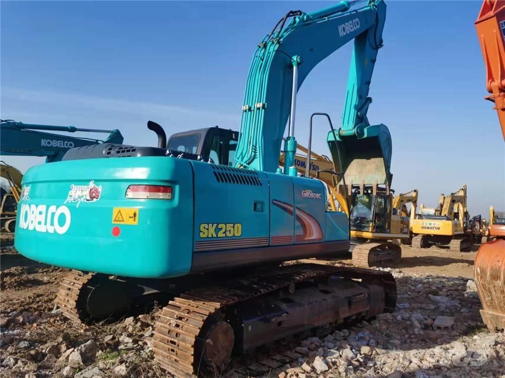 Kobelco SK 250-8 Vikšriniai ekskavatoriai